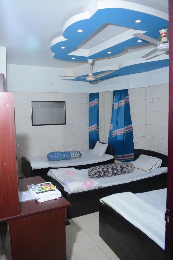 Hotel Hilton City Chittagong Exteriör bild