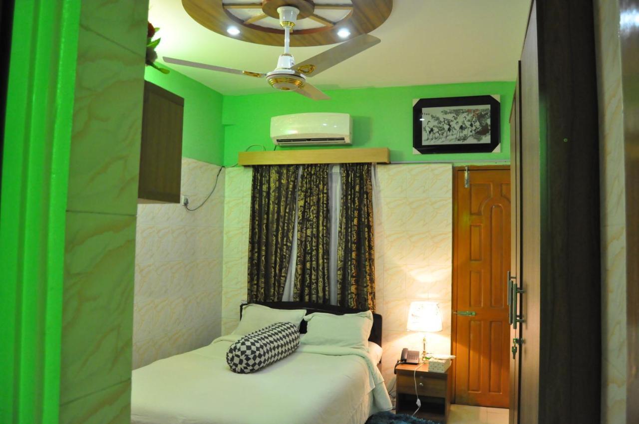 Hotel Hilton City Chittagong Exteriör bild