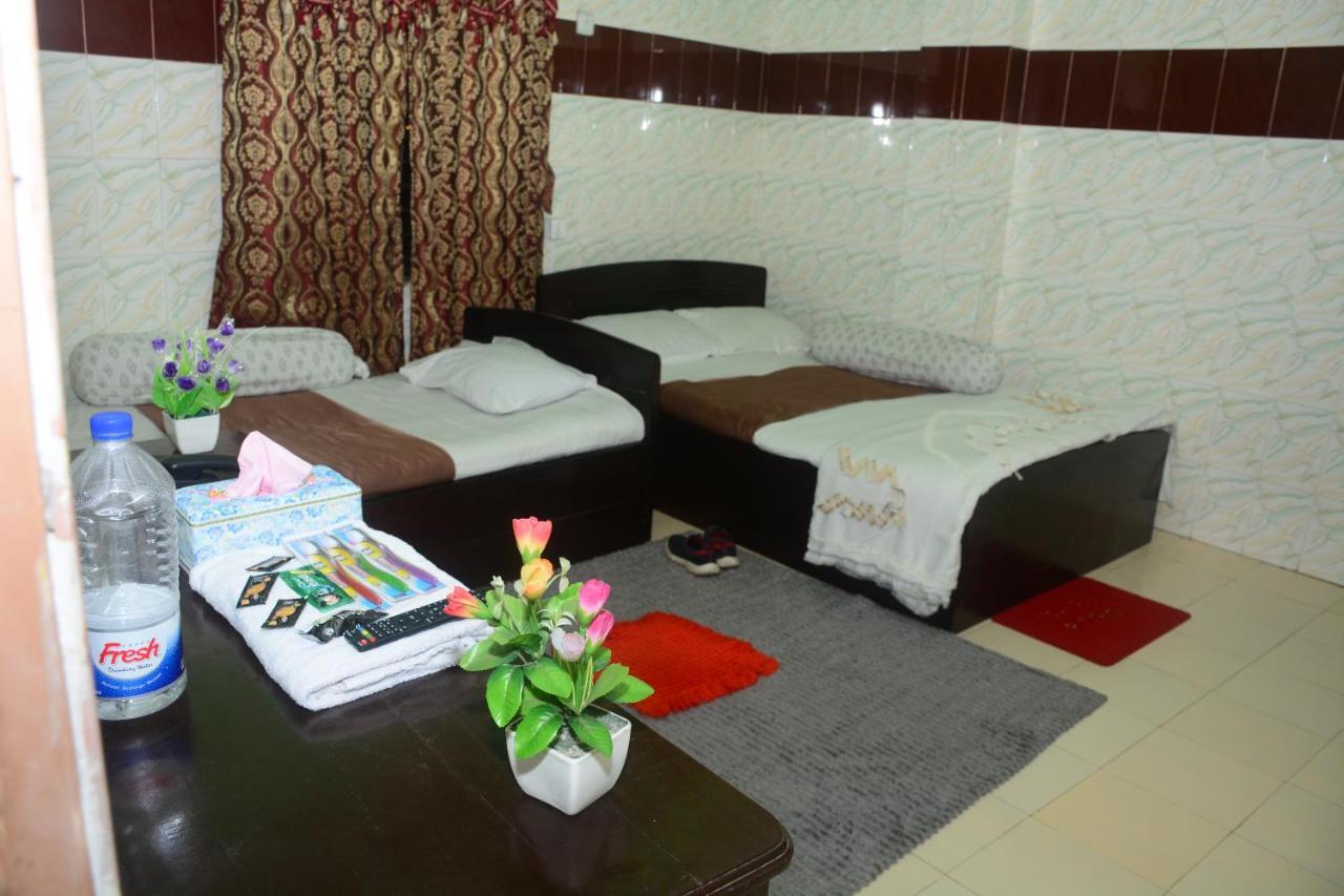 Hotel Hilton City Chittagong Exteriör bild
